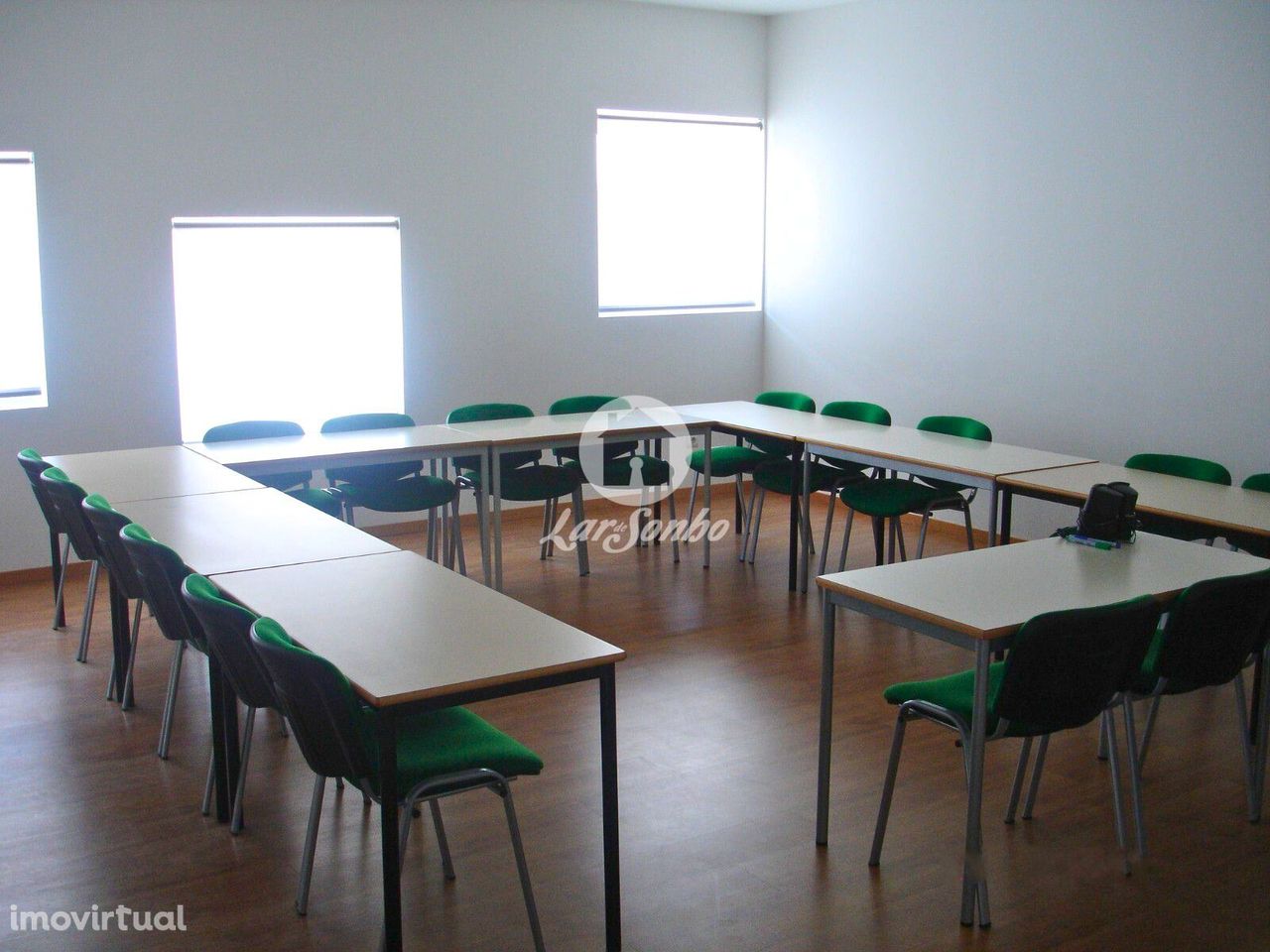 Sala para arrendamento no centro da cidade de Barcelos