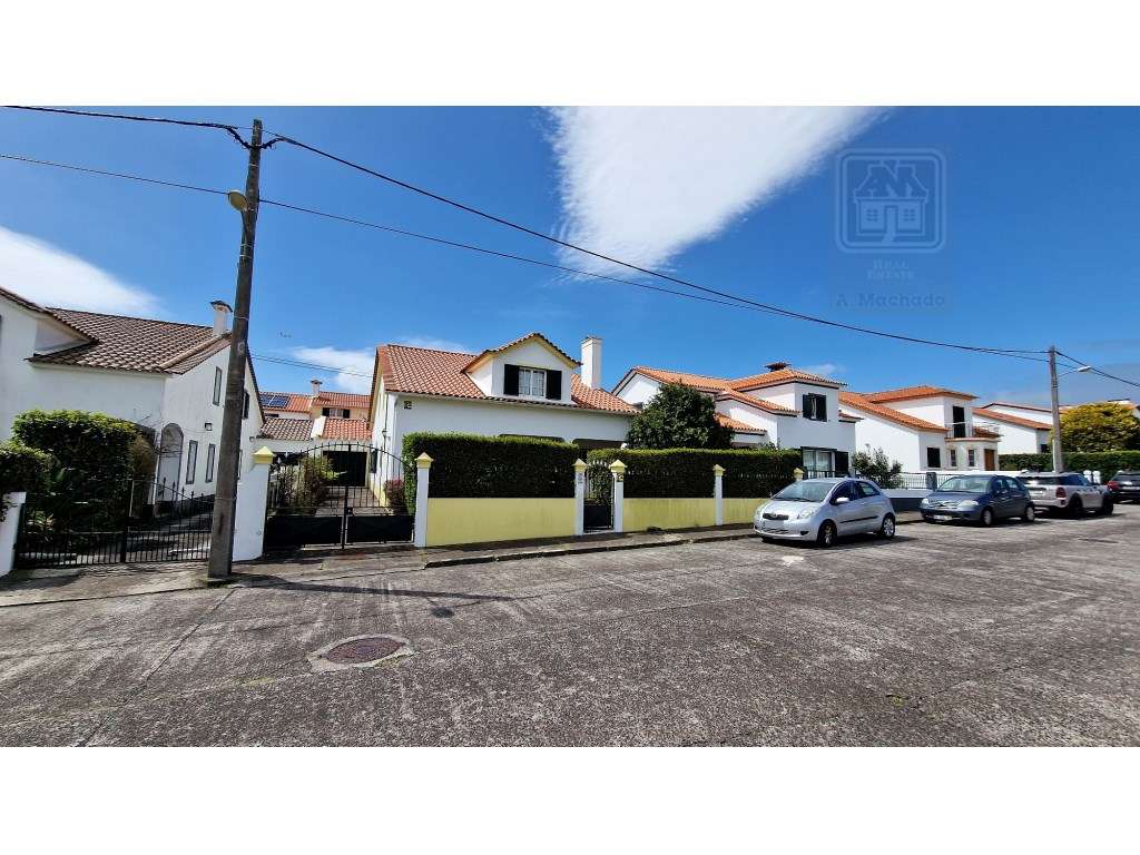 VENDA de MORADIA - VIVENDA T3+2 com Jardim e Garagem - Relva, Ponta... - Grande imagem: 5/60