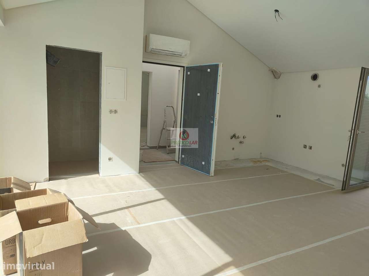 Apartamento T1 duplex em Oliveira do Bairro-8
