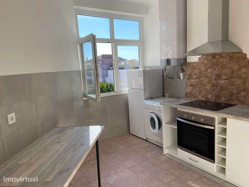 T2 centro das Caldas da Rainha para arrendamento a partir de 10 DEZ. - Grande imagem: 5/12