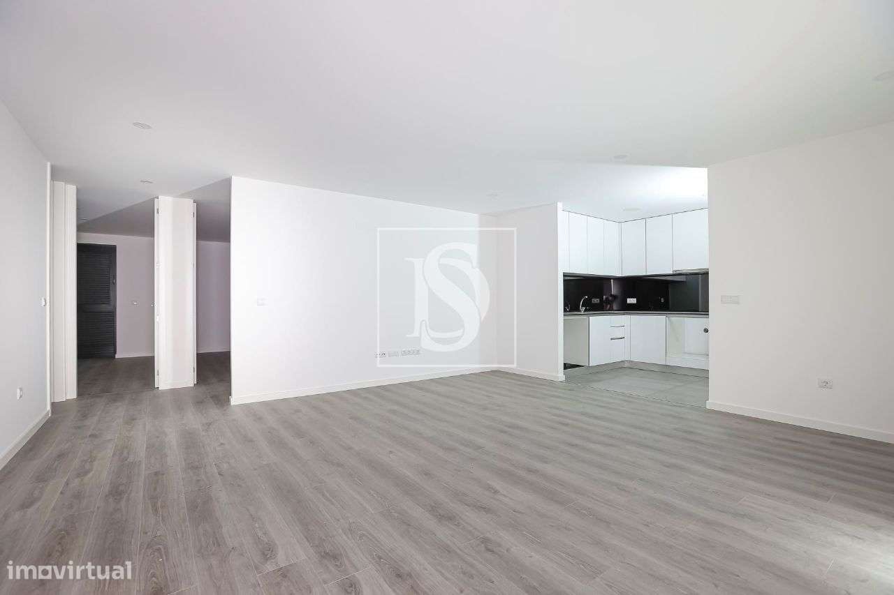 T3 c/ NOVO c/ 115 m² + Lugar de Garagem | Junto ao IPCA-23