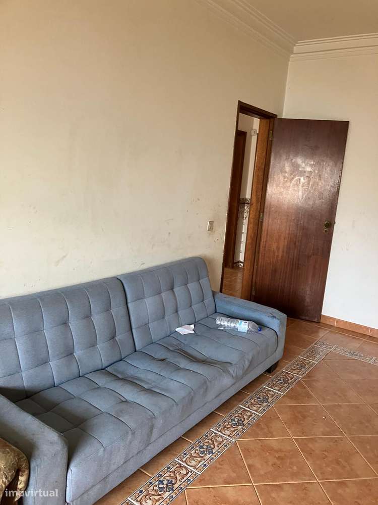 Moradia T3 com sótão e anexo em terreno de 810 m² - Grande imagem: 4/9