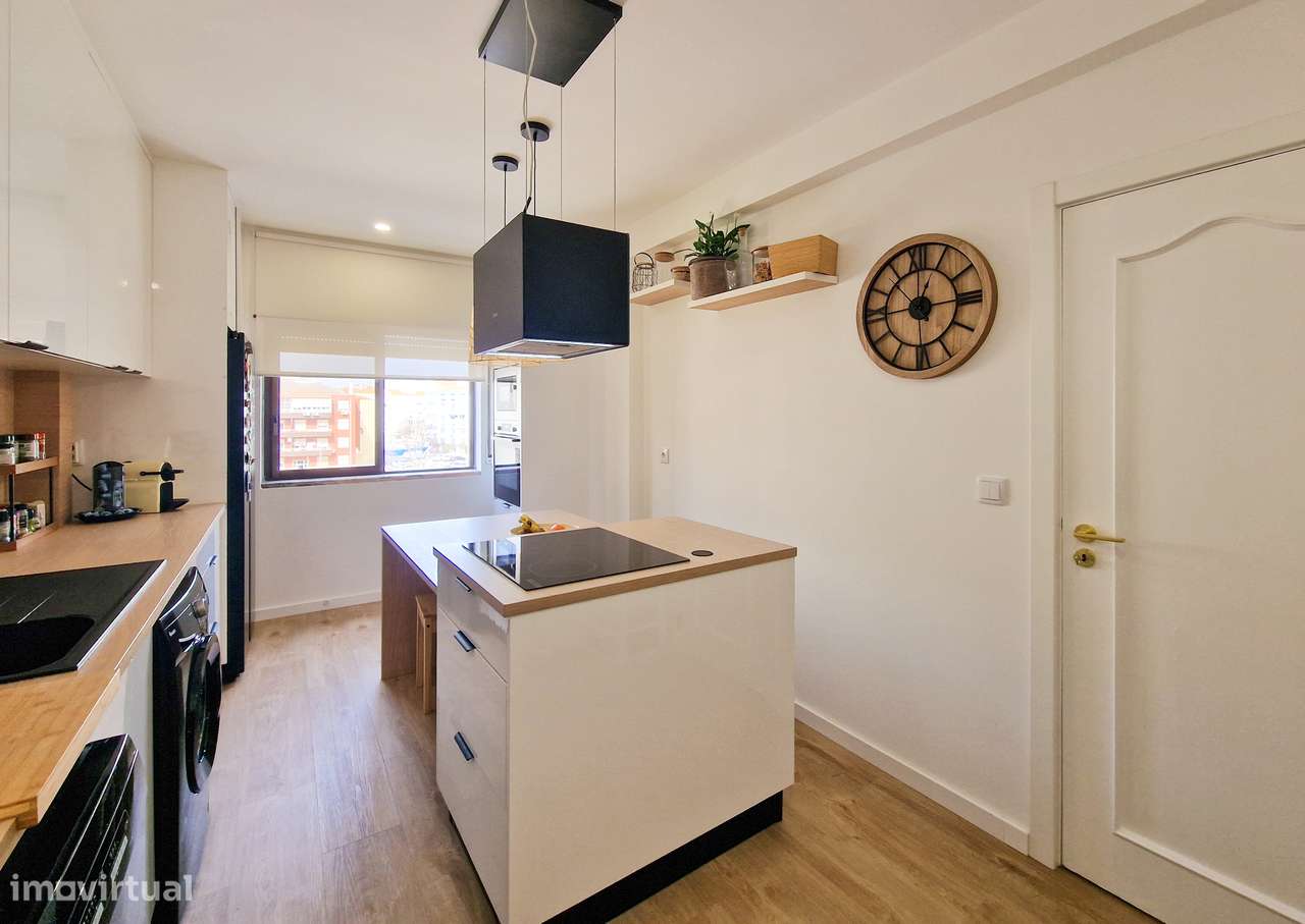 Amora - Apartamento de 4 assoalhadas com  113m2, RENOVADO recentemente - Grande imagem: 3/30