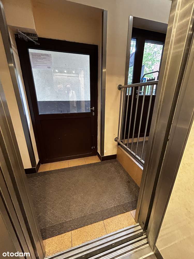 Dwupokojowe Mieszkanie W Ścisłym Centrum / Loggia-5