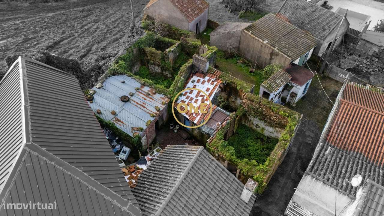 Conjunto de 3 Artigos em Val de Vez – Potencial Único a 5 min da A8-26