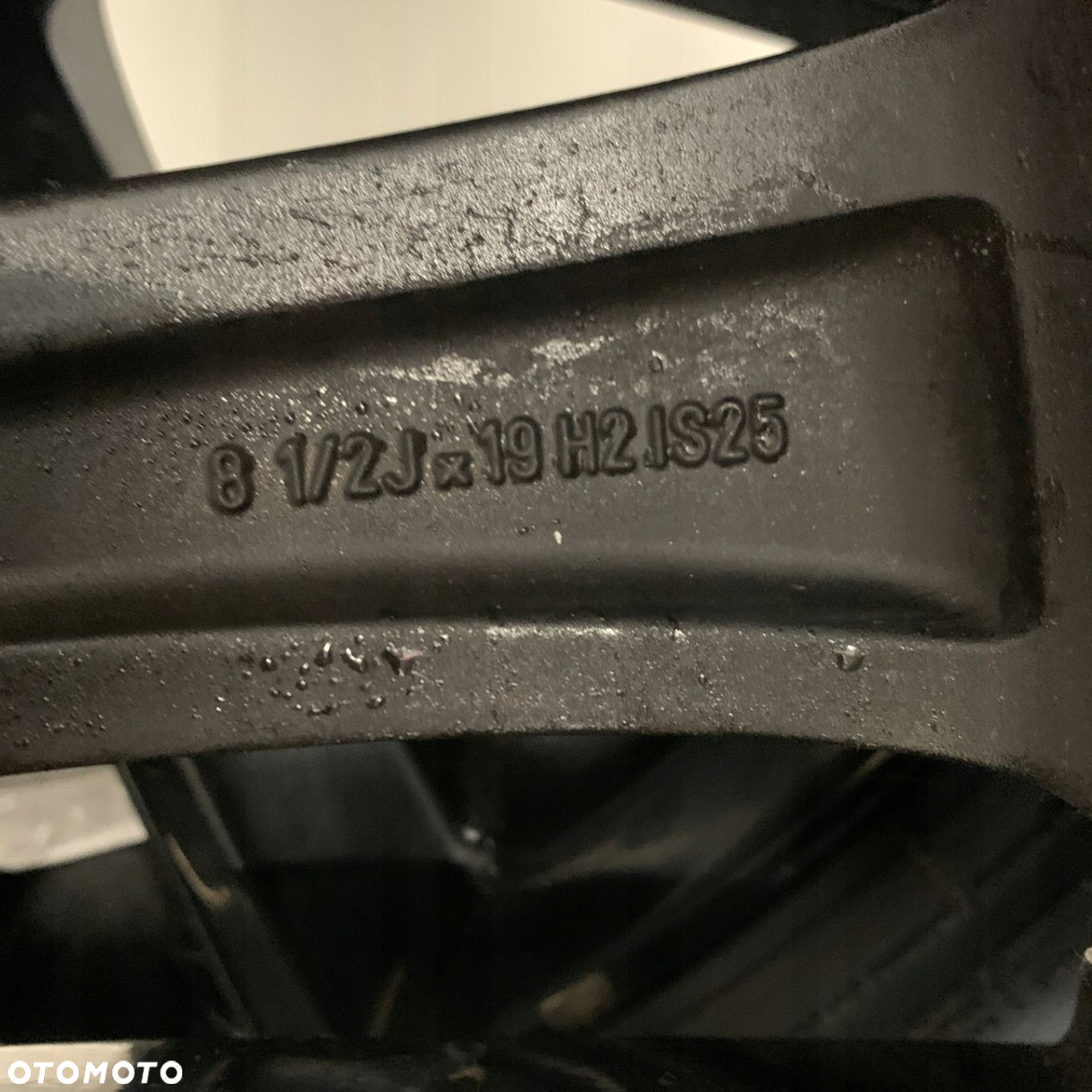 Felgi koła opony ZIMOWE Pirelli 21r BMW 5 6 7 X5 X6 F12 G30 G11 E70 G05 16r - 14