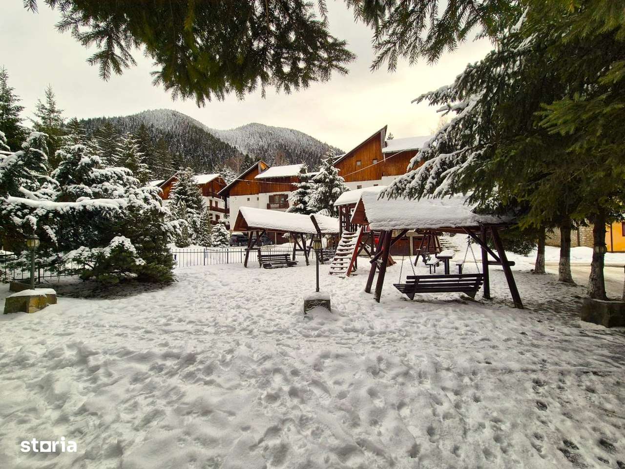 Comision 0 - Apartament în vilă, spațios, cu priveliște-2