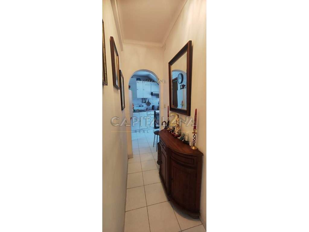 Prédio 4 Apartamentos T3 + Loja e ArmazémPrédio 4 Apartamentos T3 +...-42