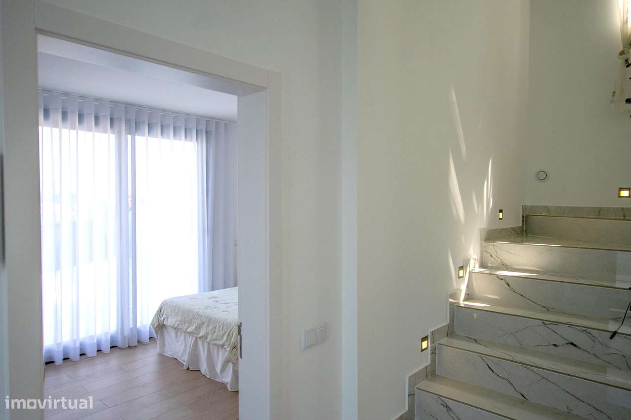 Moradia T4 com piscina e jardim - perto de São Martinho do Porto-14