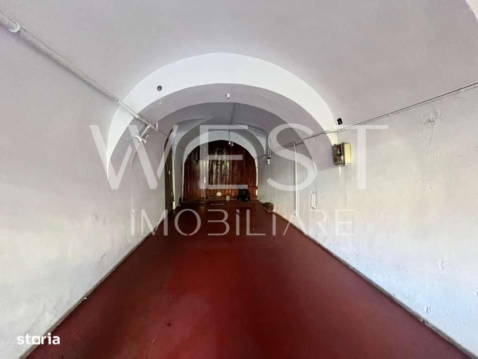 Spatiu comercial ULTRACENTRAL| Ideal CRAMA ISPA| Salon Infrumusetare - Imagine principală: 1/9