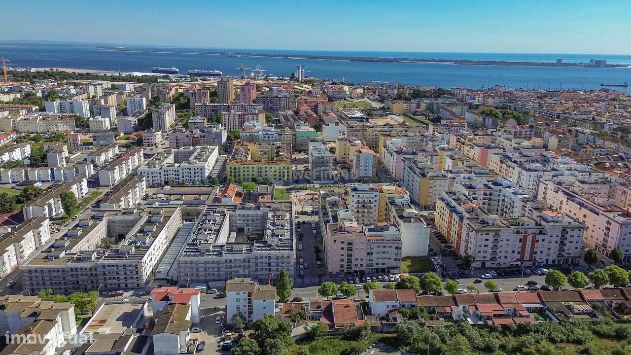 Apartamento T3 | São Sebastião, Setúbal-35