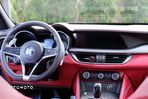 Alfa Romeo Stelvio 2.0 Turbo B-Tech Edition Q4 - 12