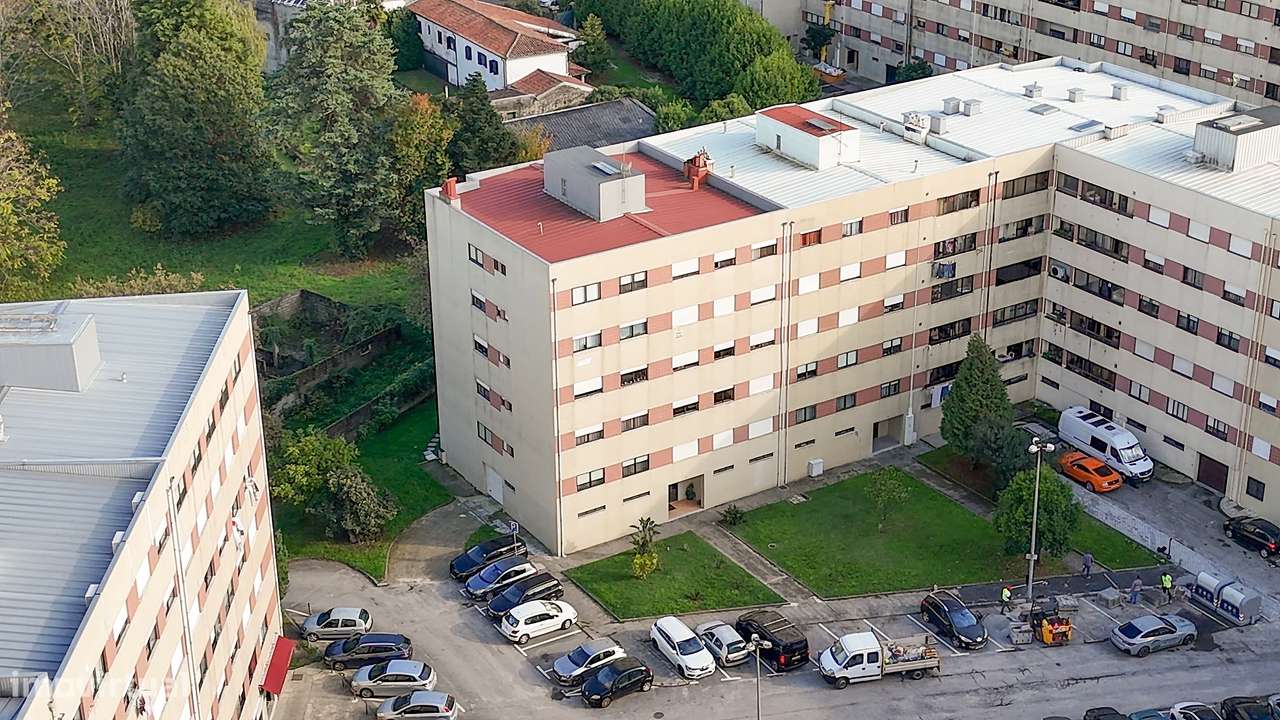 Apartamento T3 em Ferreiros, Braga-31