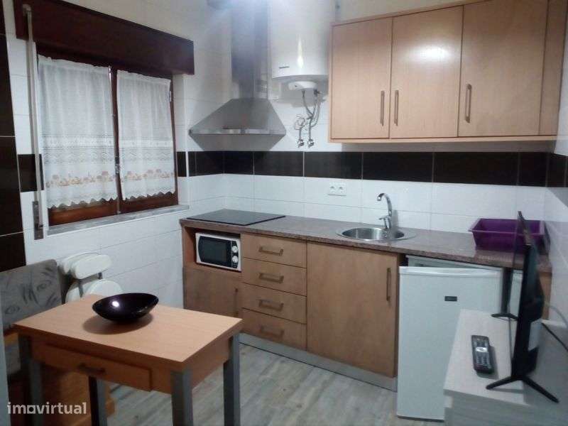 Aluga-se T1 Praia da Vieira - Grande imagem: 4/6