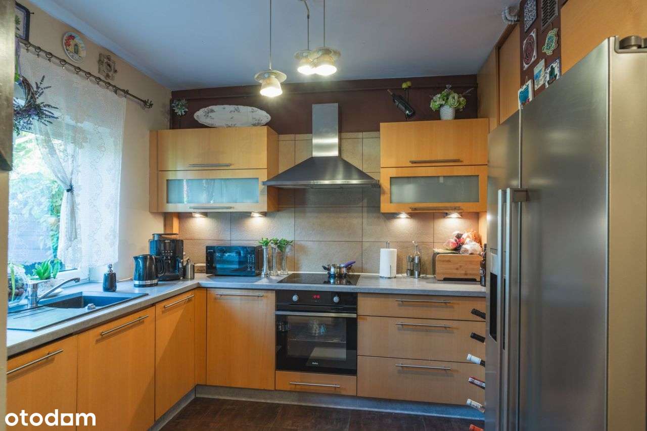 Słoneczne Wzgórze, klimatyczny dom z pięknym ogrod-18