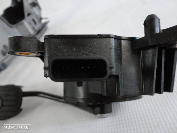 Pedal Acelarador Nissan Note (E11, Ne11) - 3