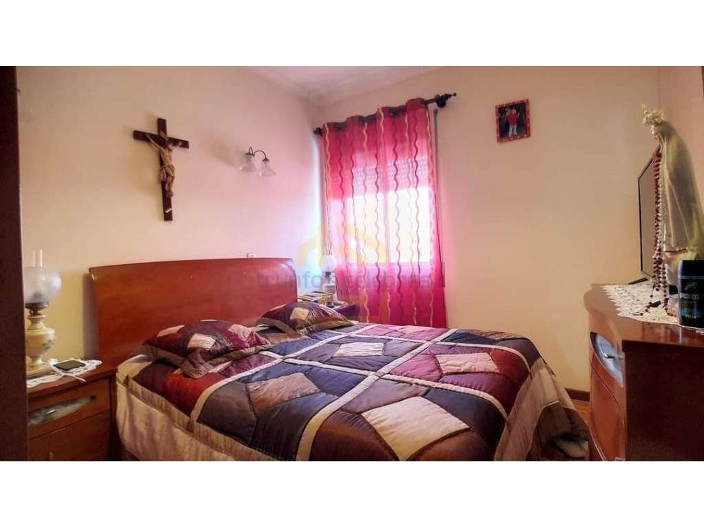 Moradia Bi-Familiar V7 nas Caxinas apenas 500 metros da praia e jun...-14