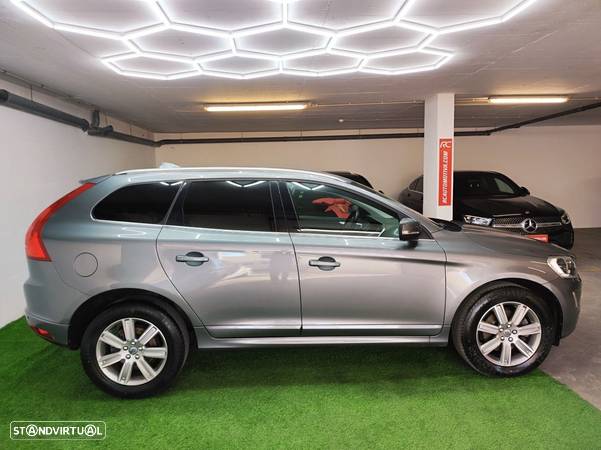 Volvo XC 60 2.0 D3 Kinetic Geartronic - 5