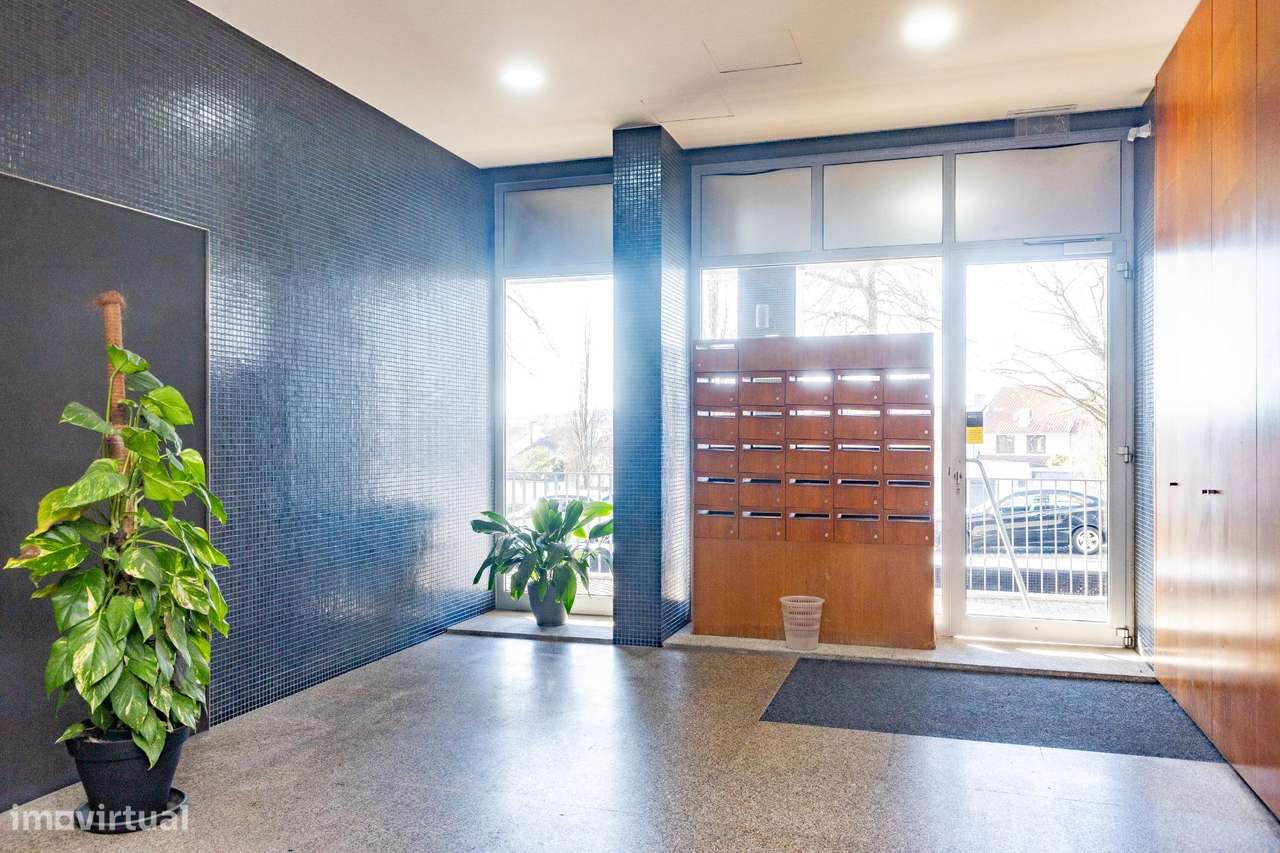 T2 Mobilado para Arrendamento ,próximo do Metro Parque Maia. - Grande imagem: 3/24