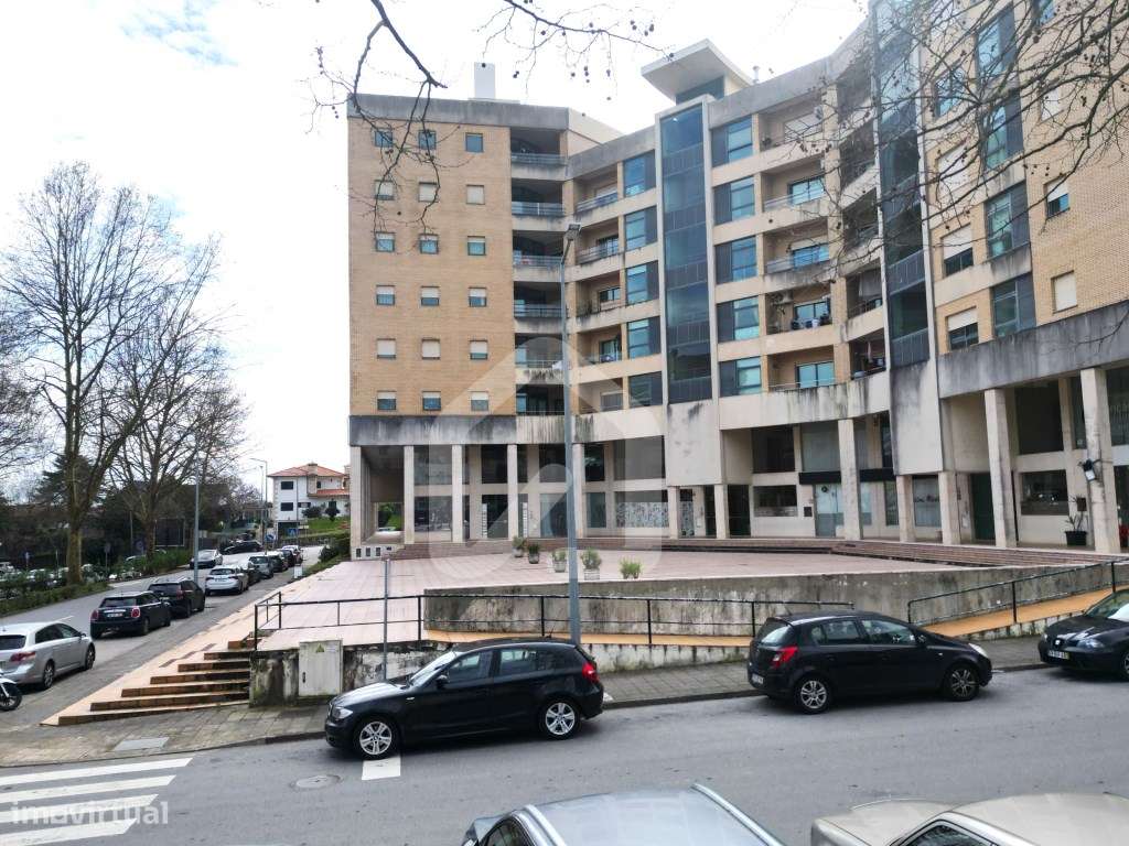 Apartamento T3 junto a cidade-0