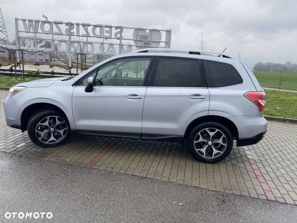 Subaru Forester 2.0XT Platinum Lineartronic - 7