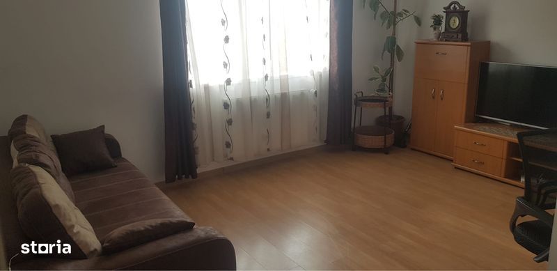 Apartament de inchiriat