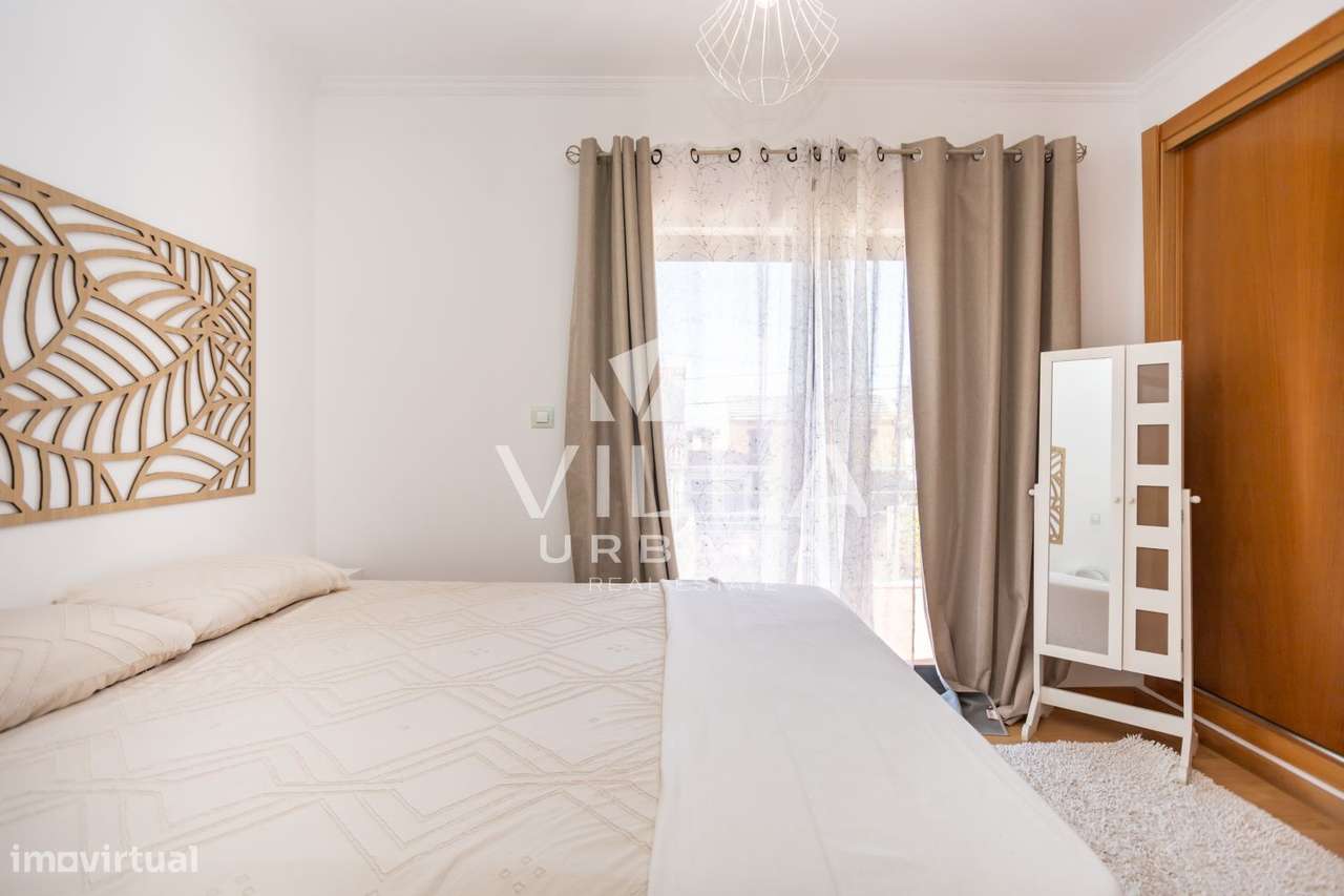 Moradia T3+1 Isolada com Jardim e Excelentes Áreas | Quinta do Anjo-45