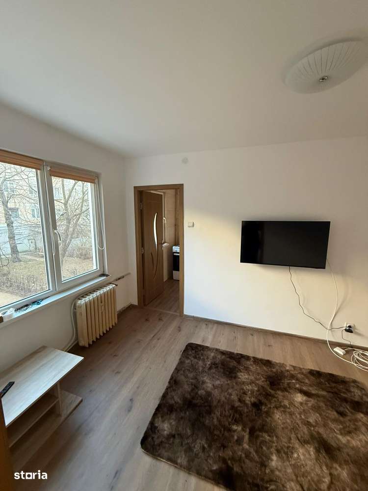 ETAJUL 1 apartament renovat la pret de garsoniera, Milcov-1