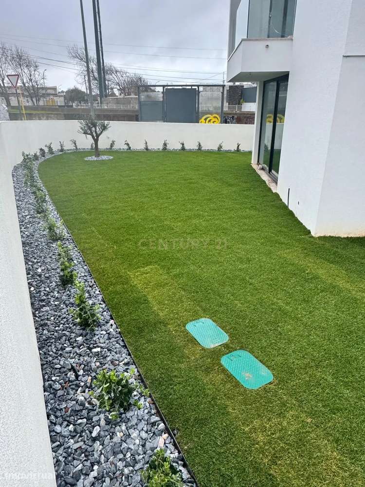 Moradia de Luxo T4 com Piscina - Sintra/Magoito-32