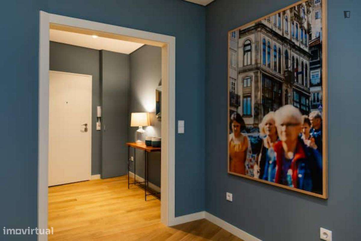 Apartamento com 2 quartos - localizado em Vitória Porto - Grande imagem: 2/9