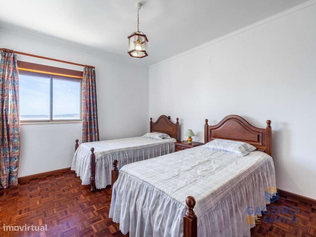 Apartamento T2 com piscina e vista baía | São Martinho do Porto-19