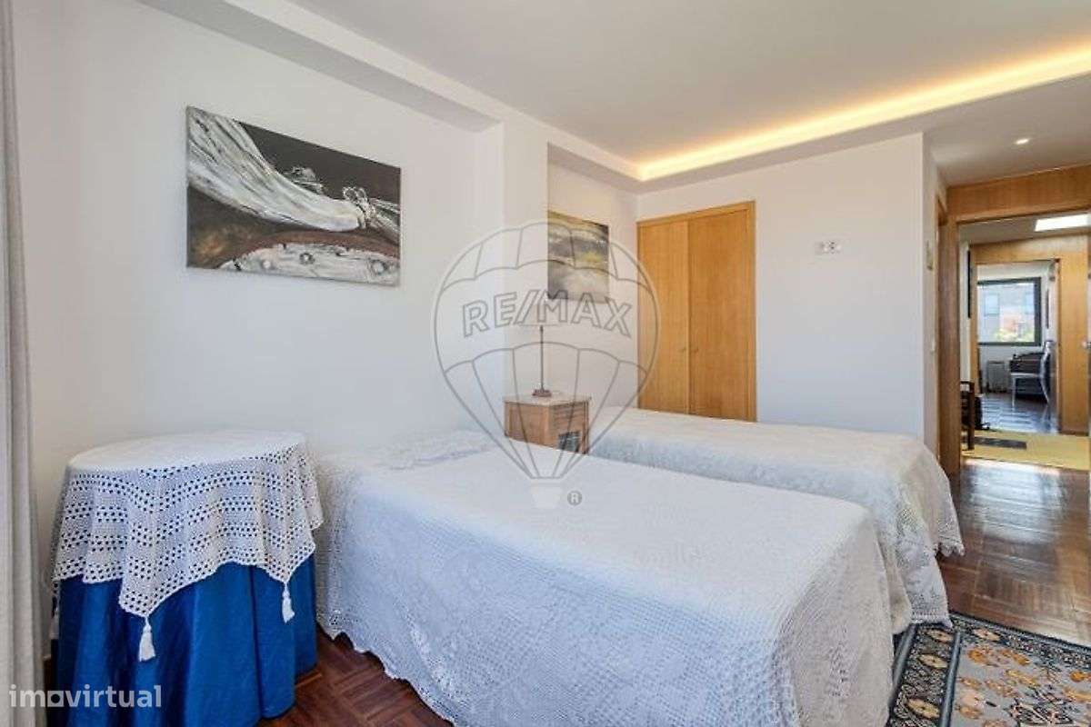 Moradia T7 para venda - Grande imagem: 5/23