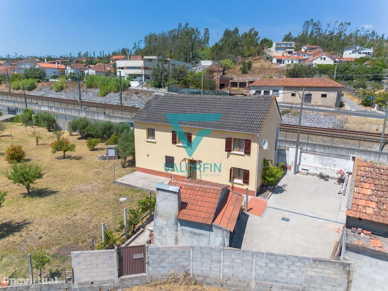 Moradia T5 c/ 1818 m² de Terreno - CAXARIAS / OURÉM-34