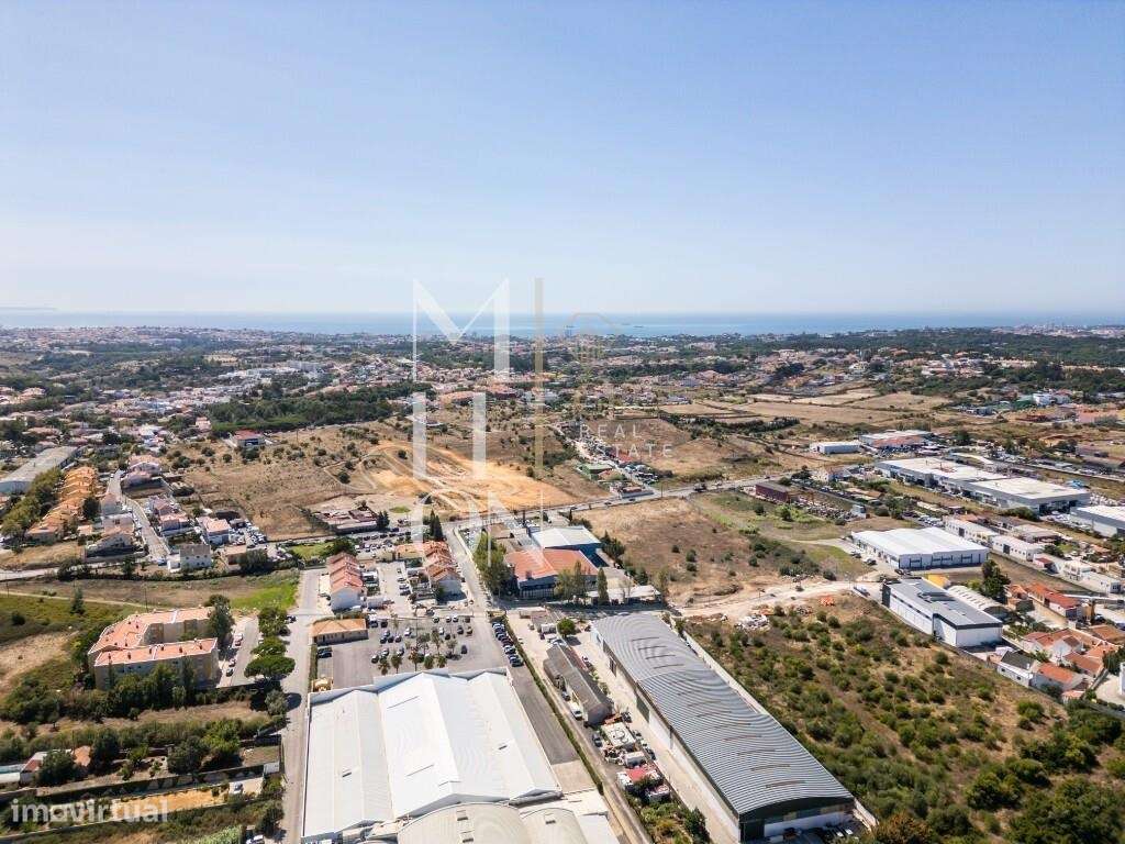 Armazém e Terreno de 13782m2 com potencial de expansão em Alcabideche - Grande imagem: 4/10
