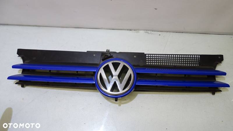 GRILL ATRAPA VOLKSWAGEN GOLF IV 1.9SDI - 1