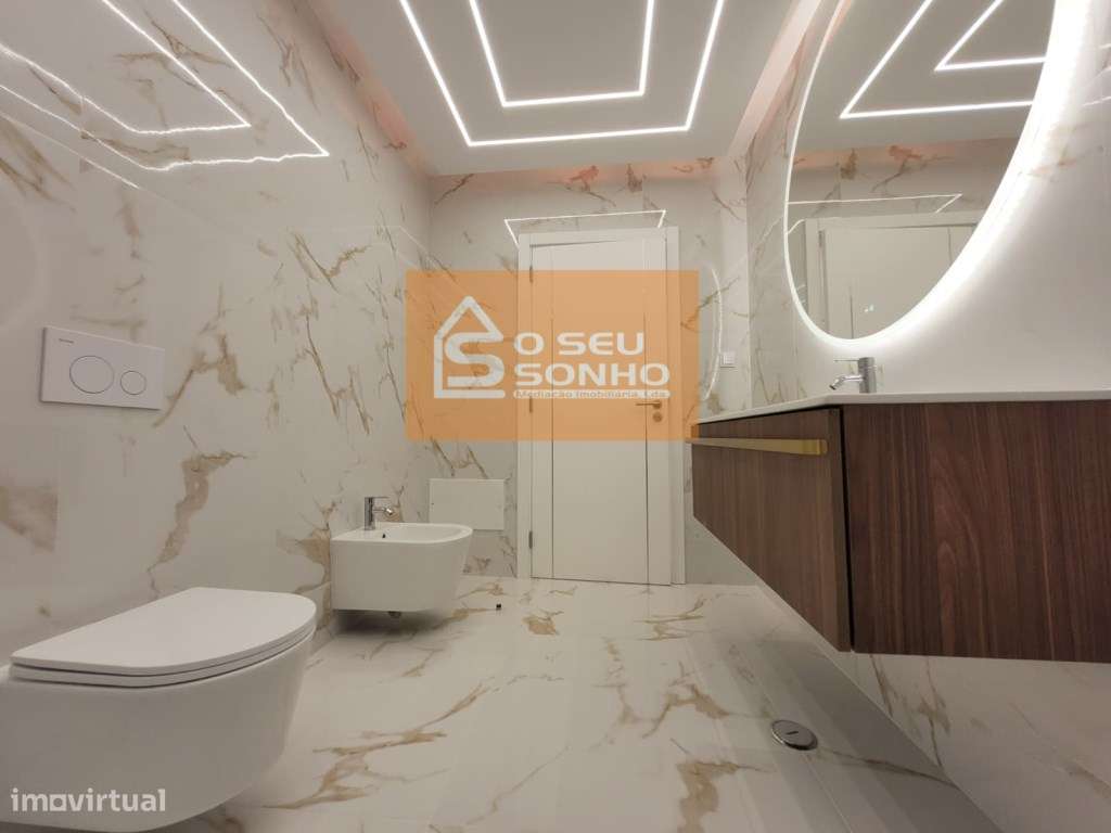 Apartamento T3 na primeira linha de mar em Quarteira-18
