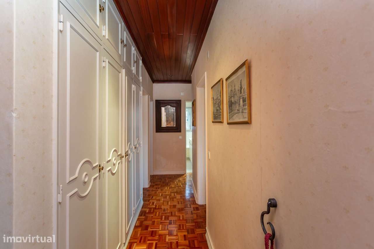 Moradia T4 em Algueirão-Mem Martins-39