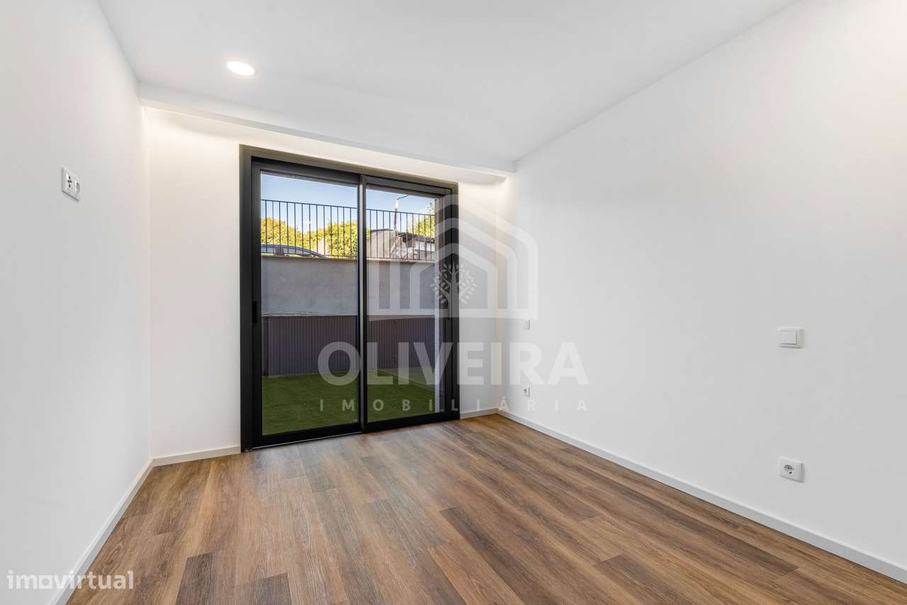 Apartamento T2 com terraço em Real-15