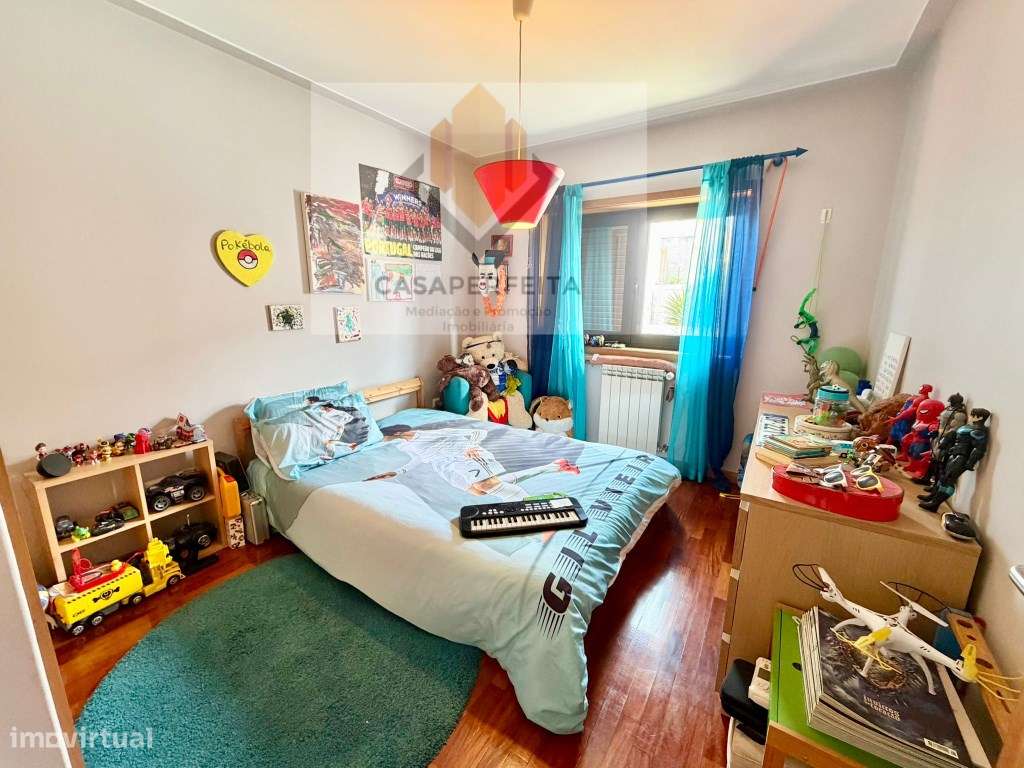 Luminosa Moradia T3+1 de 4 Frentes com Jardim, Escritório e Anexo -...-16