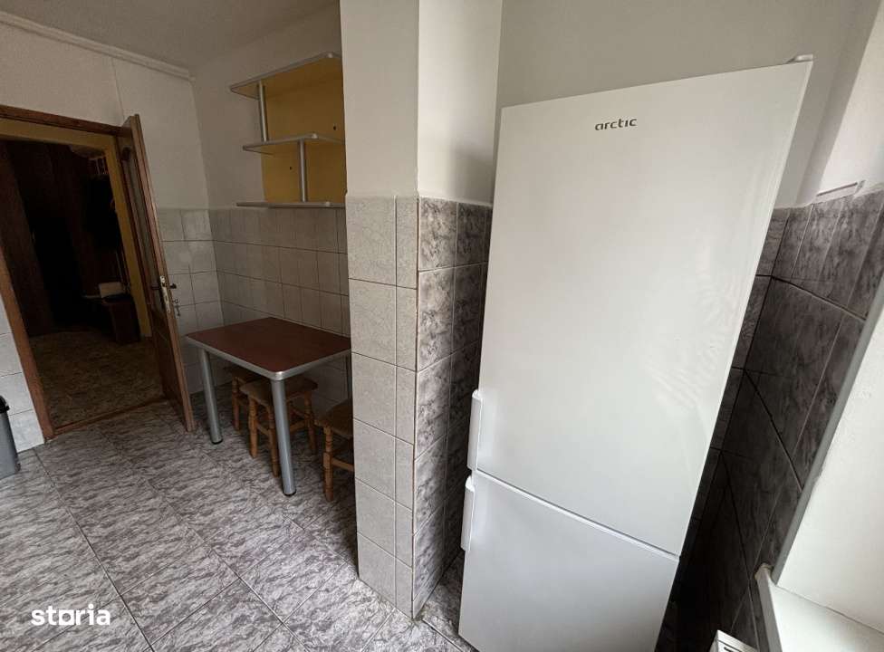 De vanzare – Apartament 3 camere, Micro 17, Satu Mare, Jocului. - Imagine principală: 3/8