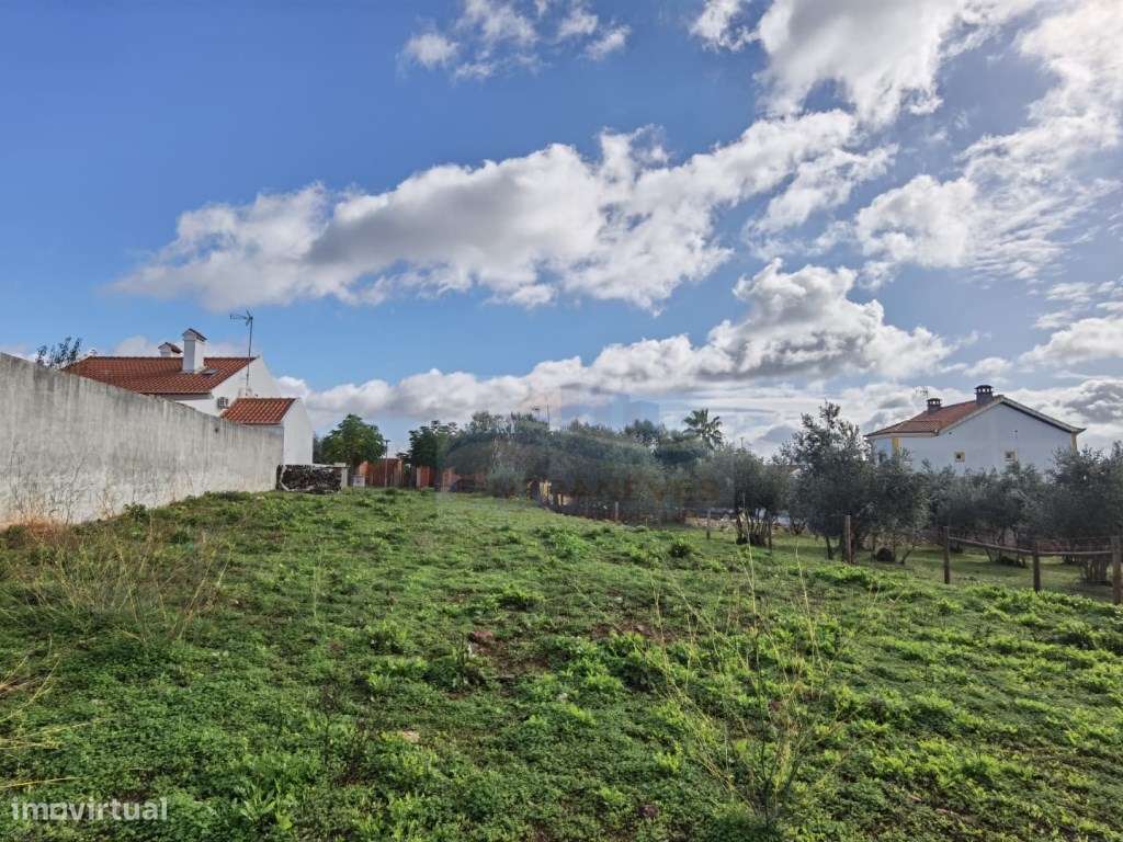 Terreno urbano para construção com 900m2 no Alandroal (Évora) - Grande imagem: 4/15