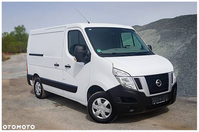 Nissan nv400 - 15