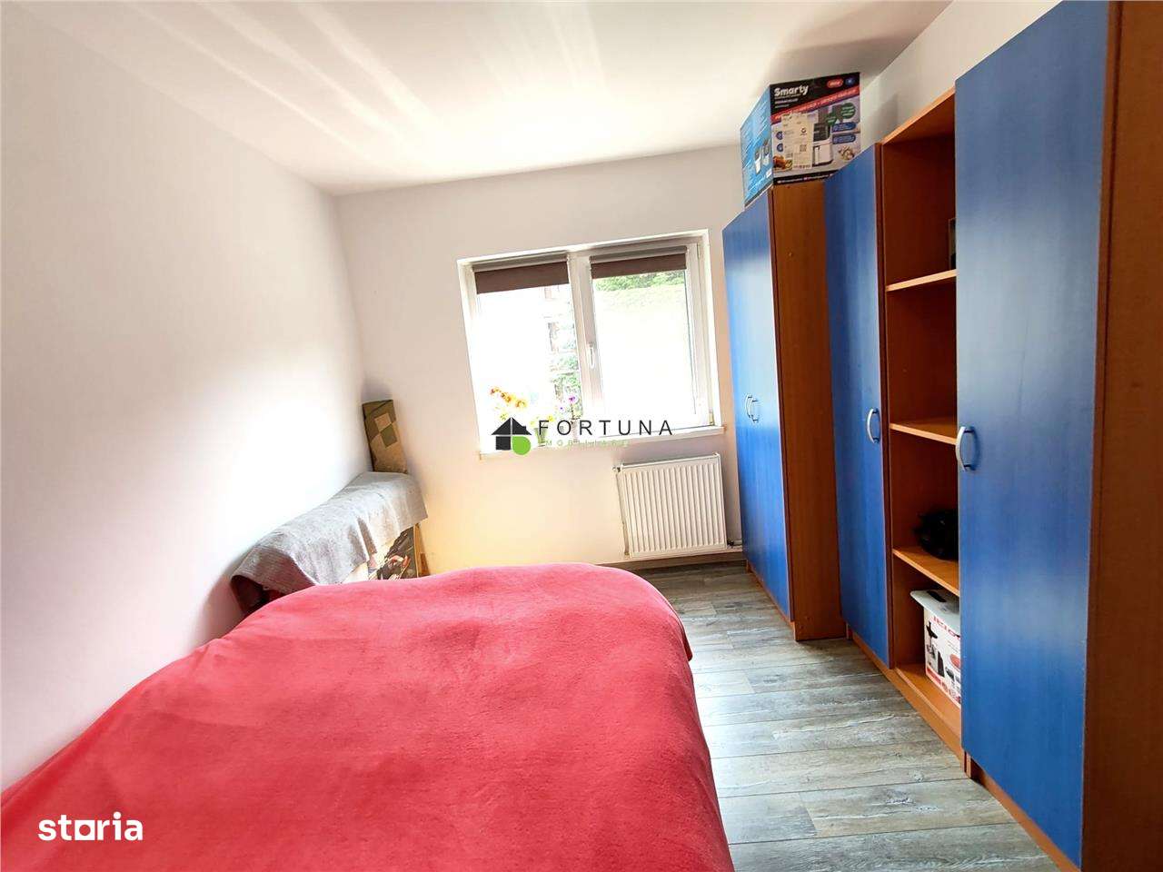 Apartament 3 camere , etaj intermediar - Astra-9
