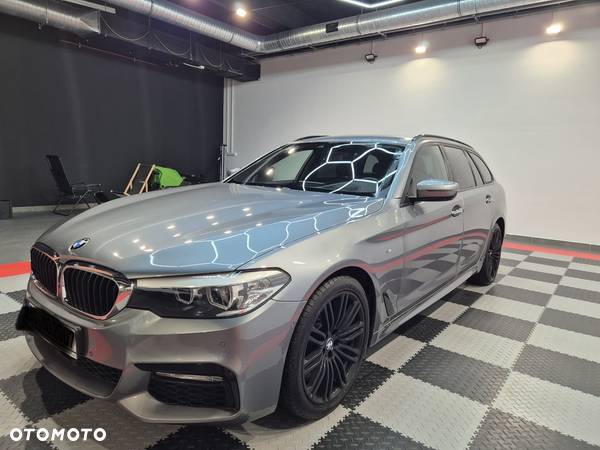 BMW Seria 5 540d xDrive Touring Sport Line - 2