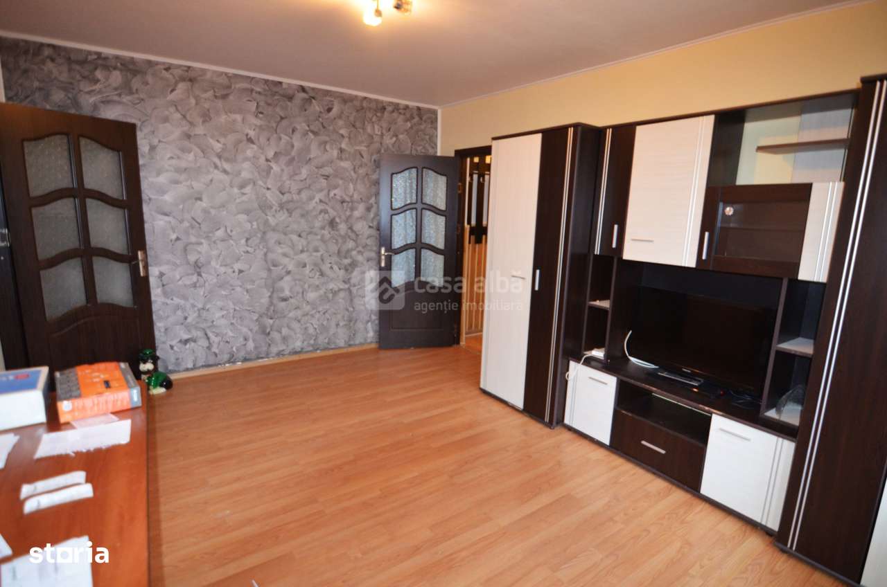 Zimbru - apartament cu 2 camere, LIBER, mobilat si utilat - Imagine principală: 2/8