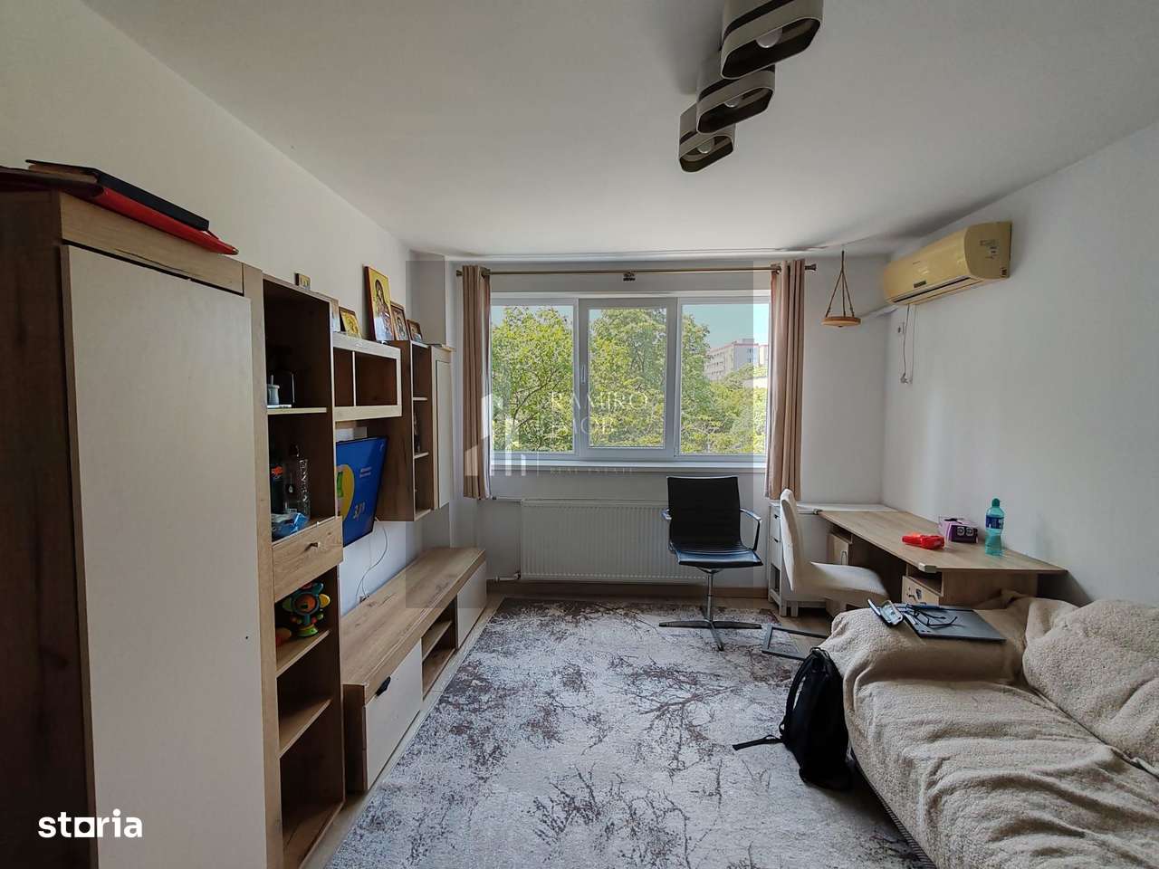 Apartament 3 camere, str Emil Racovita/Metrou Aparatorii Patriei xy