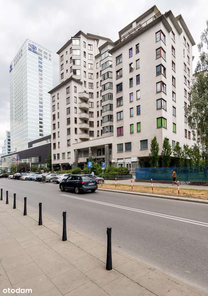 KW w trakcie zakładania, 200 metrów do Fabryki-1