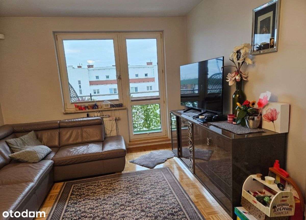 | 3 Pokoje | Duży Balkon | Dostęp Do Basenu |-1