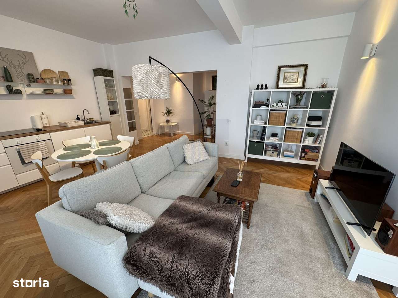 Apartament 3 camere de vanzare *I.C. Bratianu - Piata Unirii*