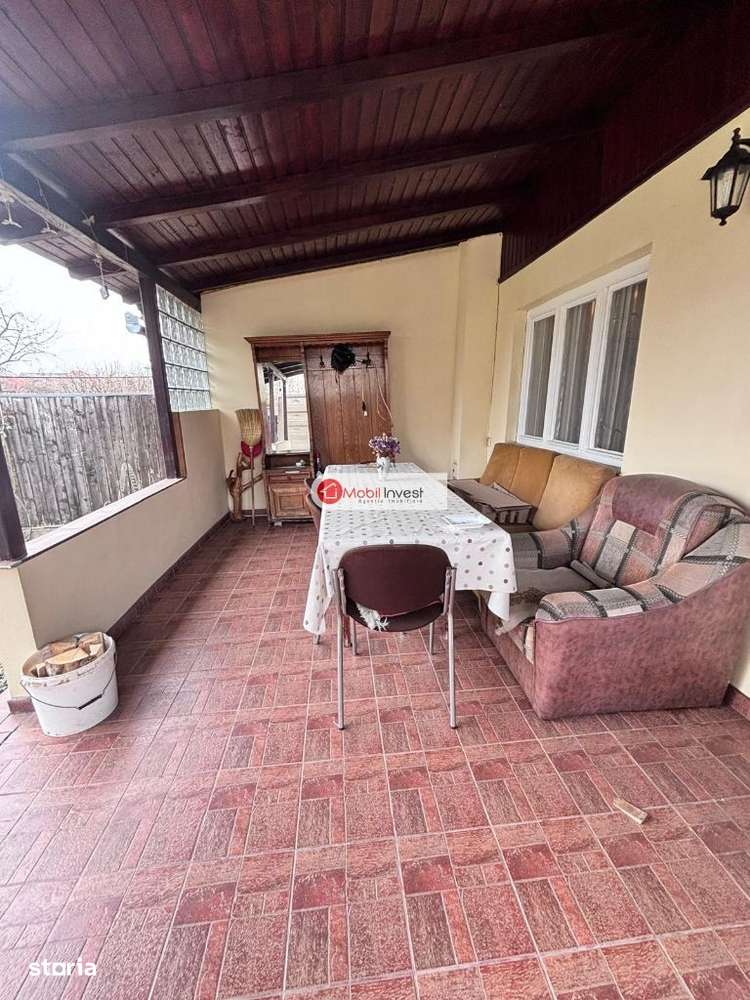 Casa tip duplex S+P+M,cu garaj si teren de 462 mp,in centrul orasului!-9